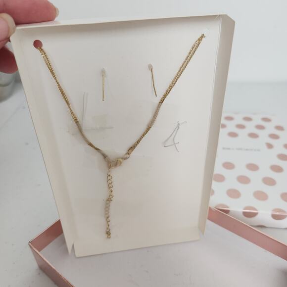 Jessica McClintock Necklace and Earrings Pearl Rhinestones - Picture 6 of 7